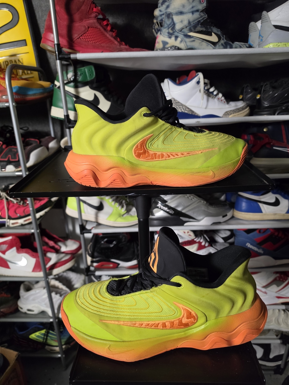 🔥 Nike Giannis Halloween Bright Neon Green Orange Low Shoes Size 10.5